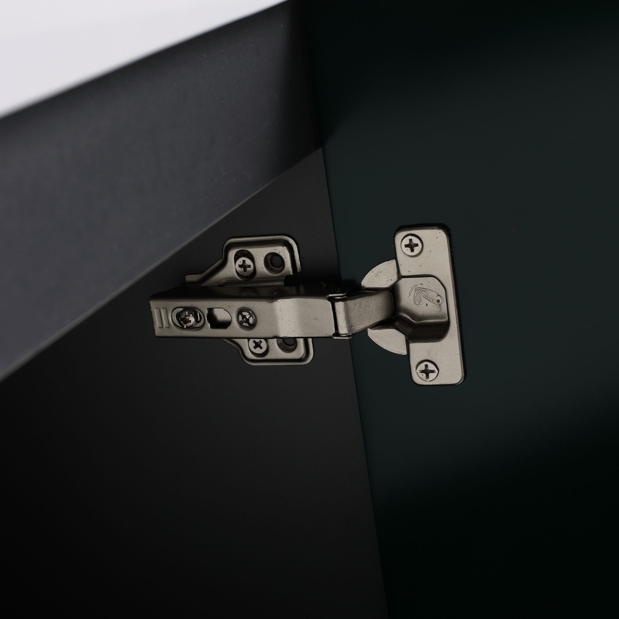 Modern Freestanding Bathroom Vanity With Soft Close Cabinet Doors