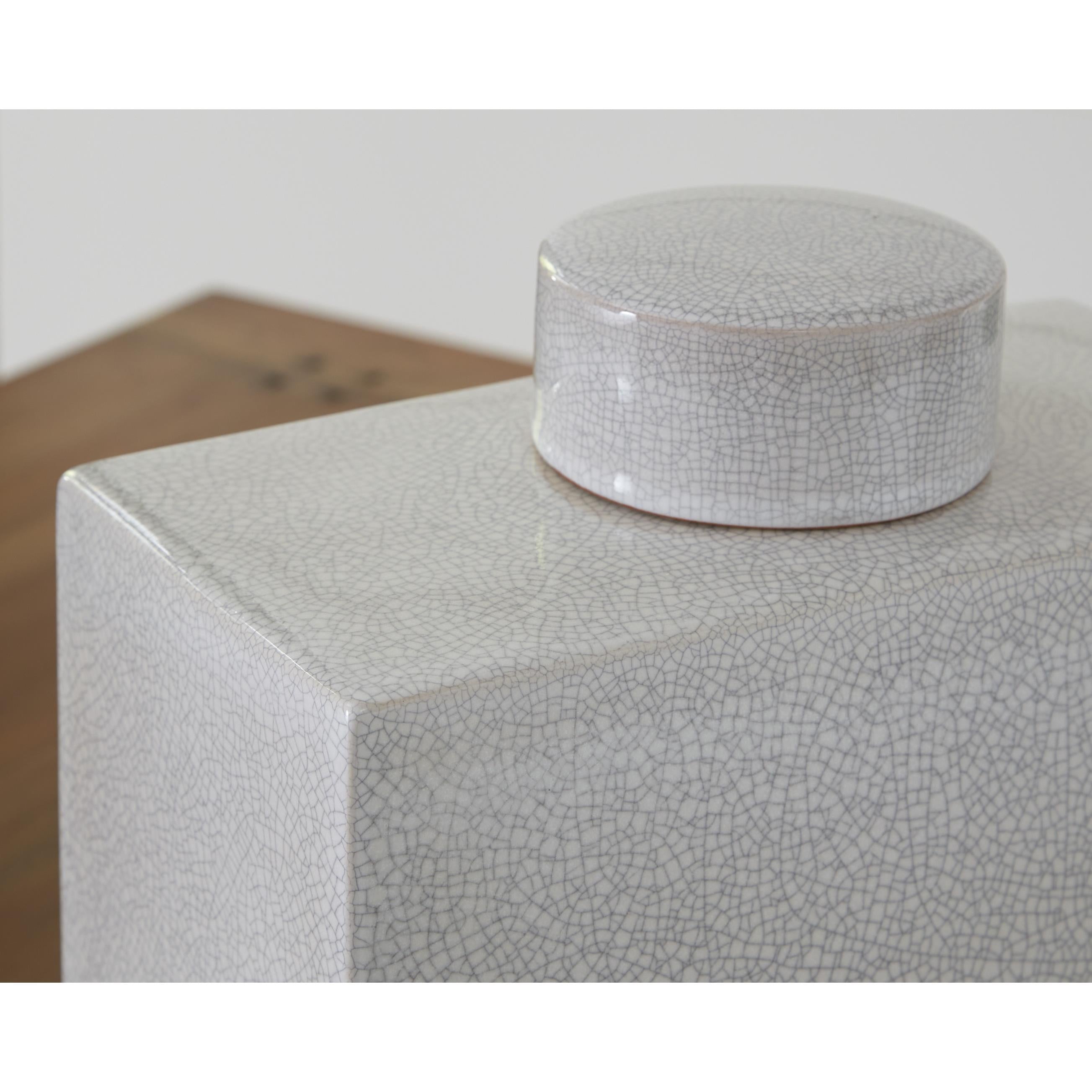 Diamond Modern Furniture Exclusive Design Home Decor Vases & Bowls A2000780 IMAGE 4