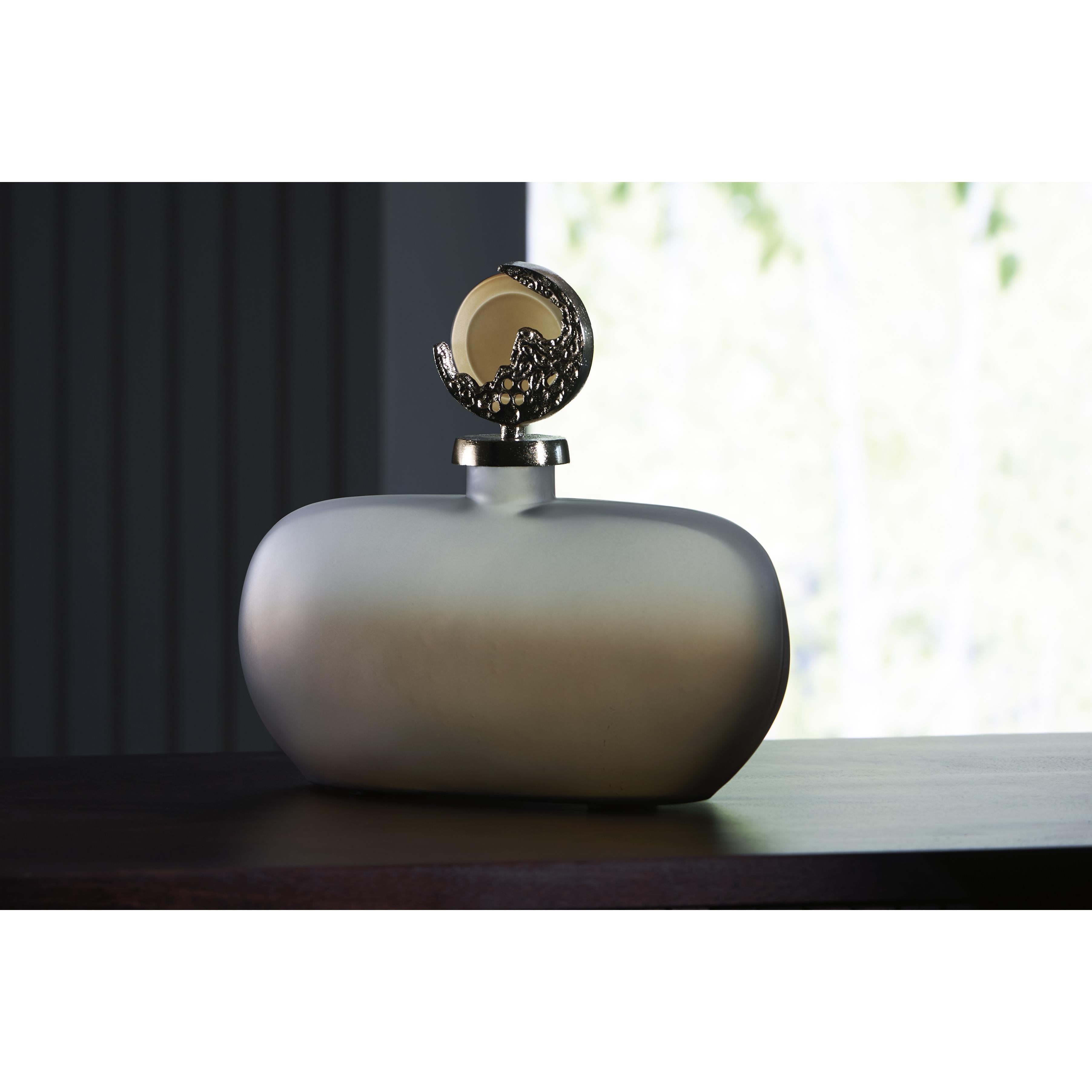 Diamond Modern Furniture Exclusive Design Home Decor Vases & Bowls A2000781 IMAGE 3