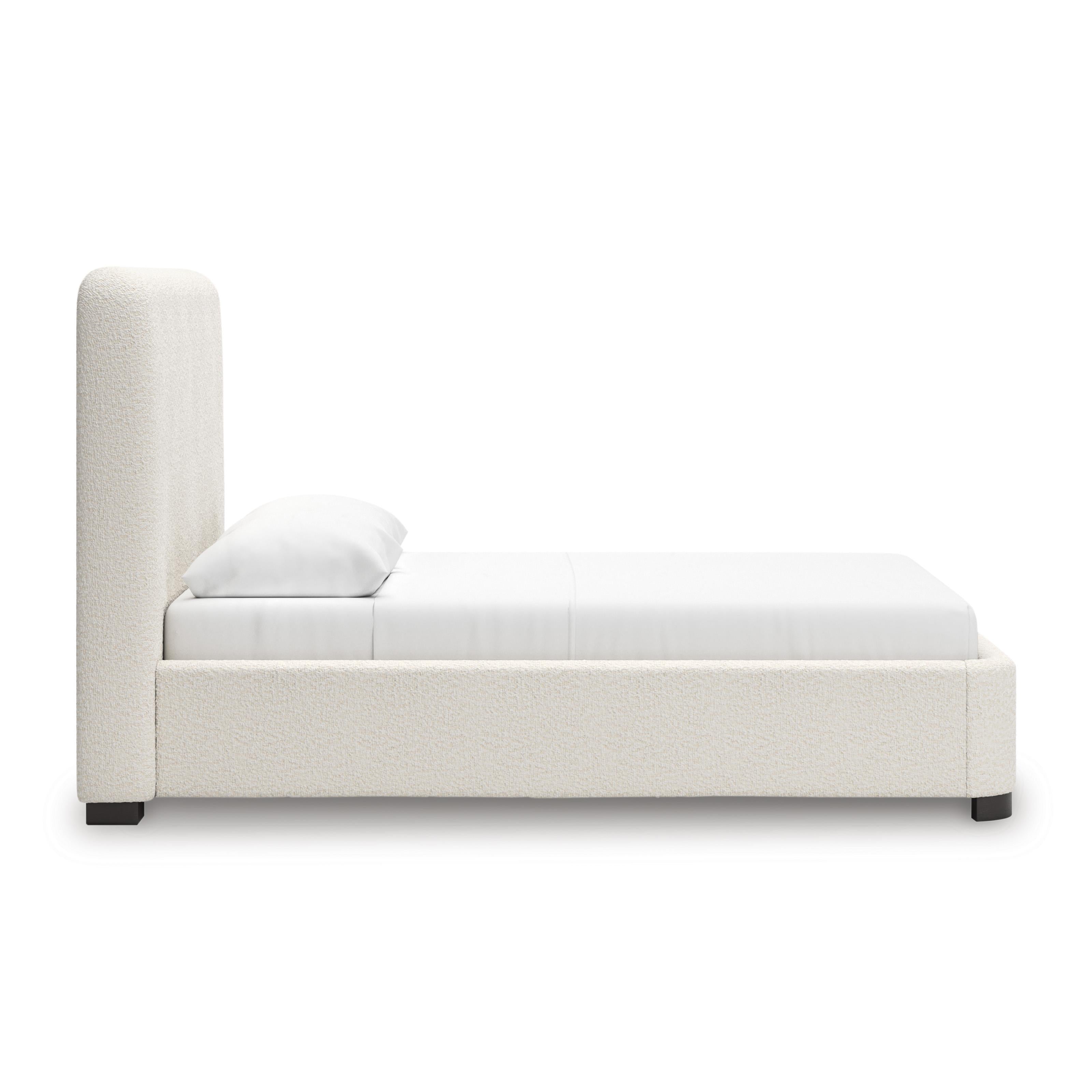 Diamond Modern Furniture Exclusive Design Brintstreet Queen Upholstered Bed PCB401-81 IMAGE 3