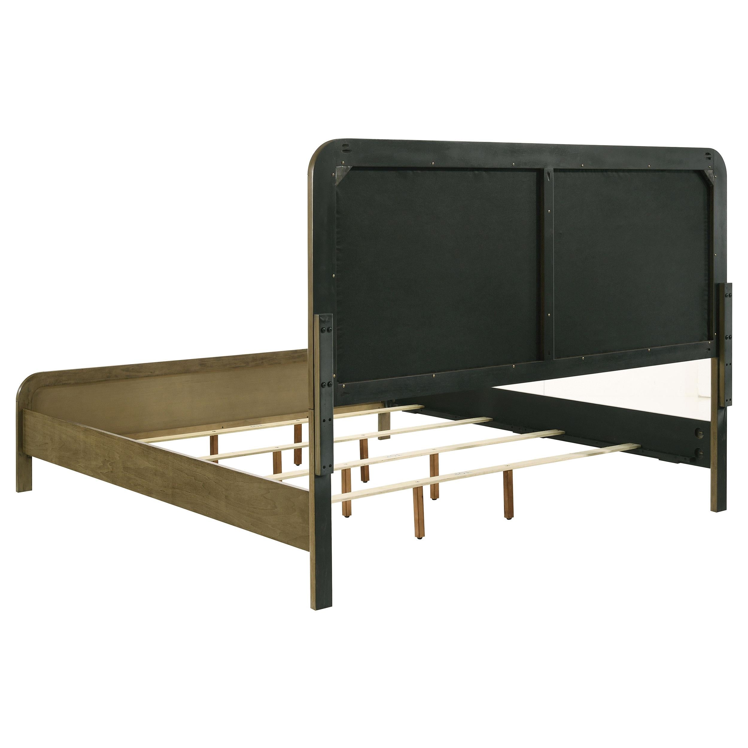 Coaster Furniture Amsbury 224271KW 59-inch Upholstered California King Bed - Nutmeg IMAGE 3