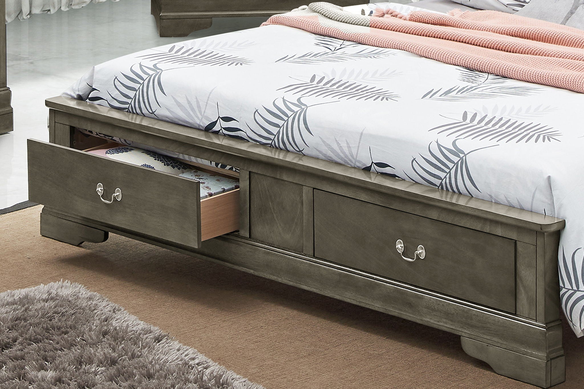 Upholstered Panel Sleigh Bed Design