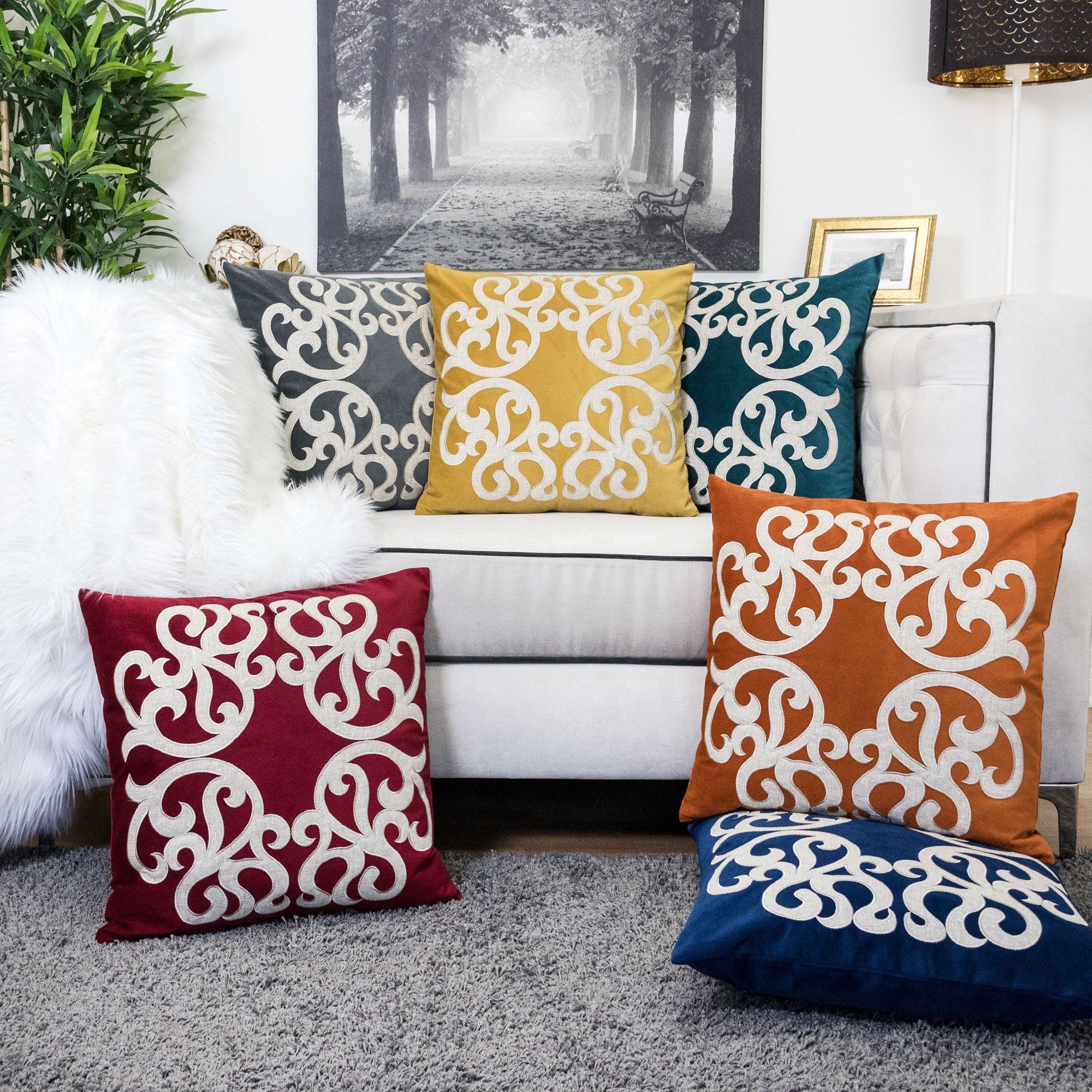 Dora - Vintage Vine Pillow Covers With Hidden Zipper (Set of 2) - Green