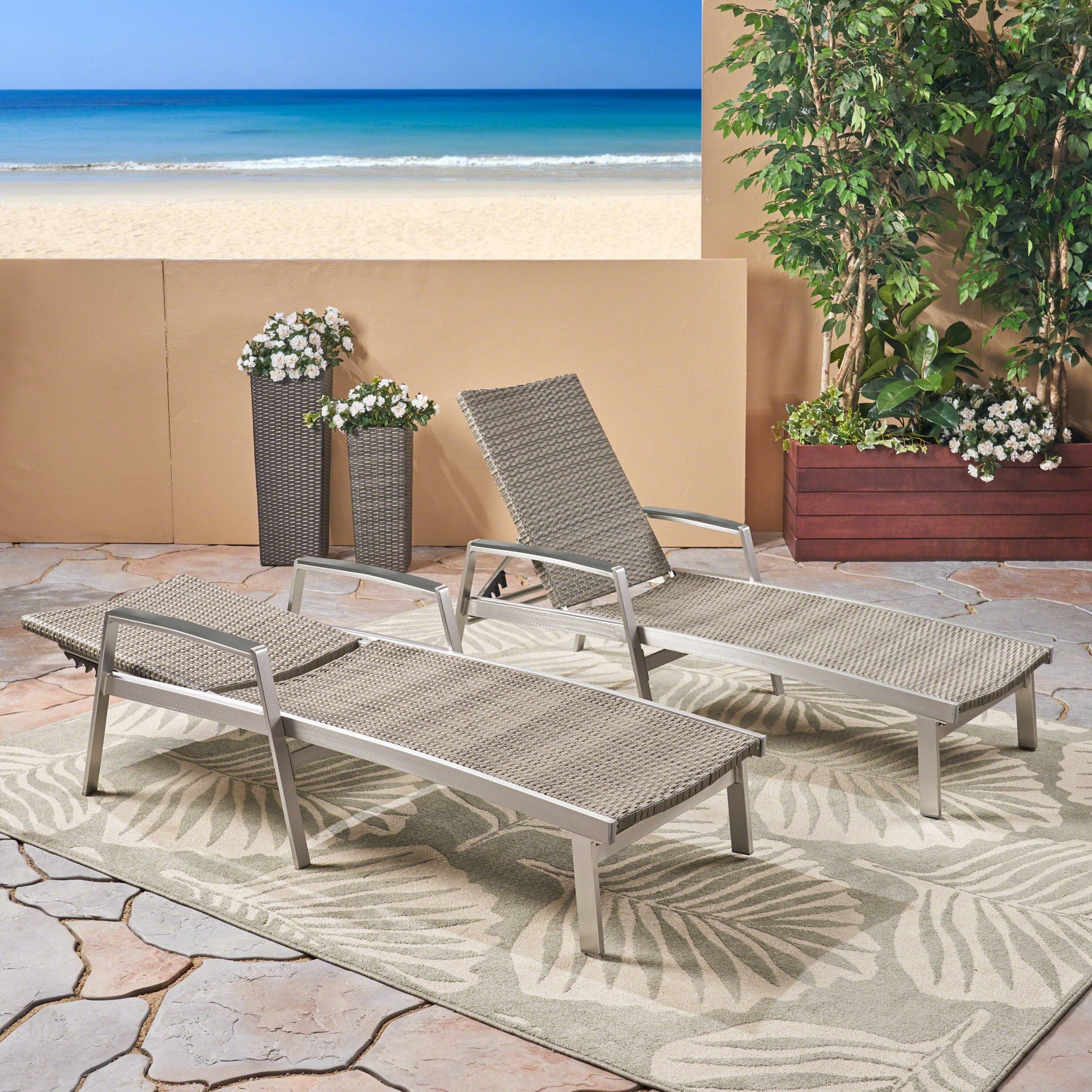 Oaxton - Chaise Lounge