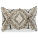 Liviah Pillow