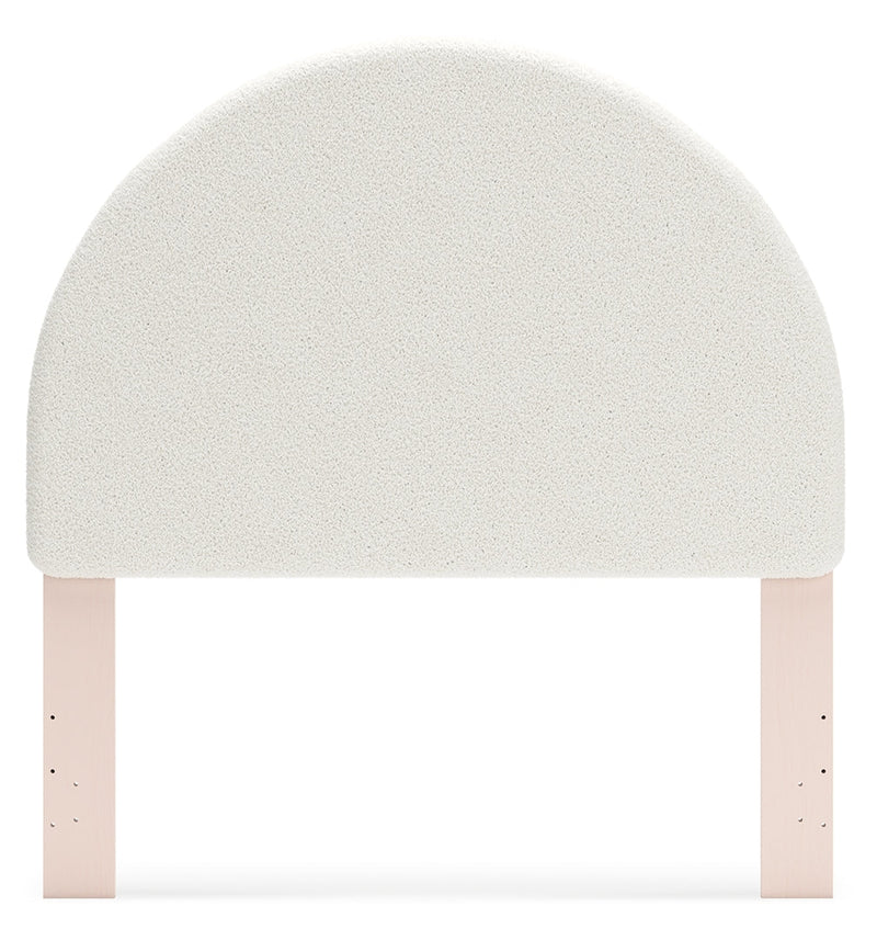Wistenpine Pink Panel Bedroom Set