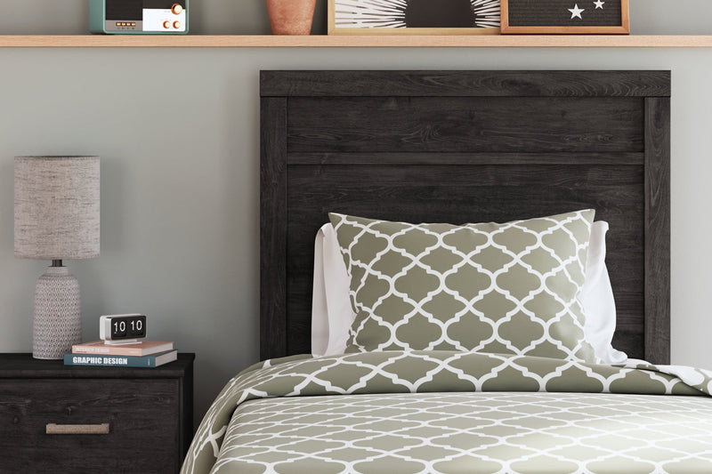 Belachime Black Bedroom Set