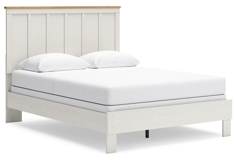 Linnocreek Panel Bed