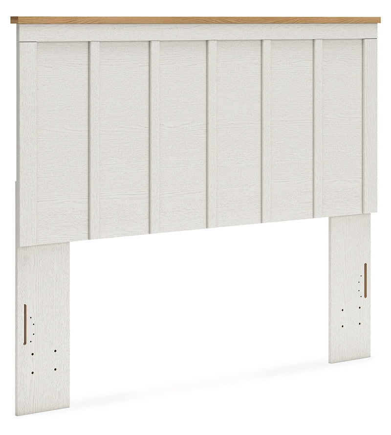 Linnocreek Panel Bed