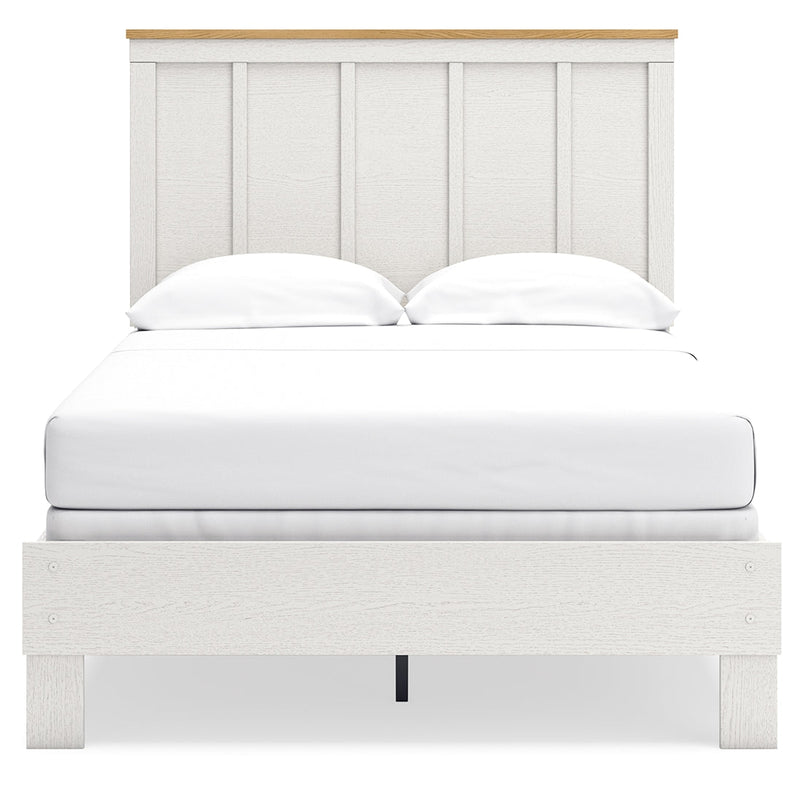 Linnocreek Panel Bed