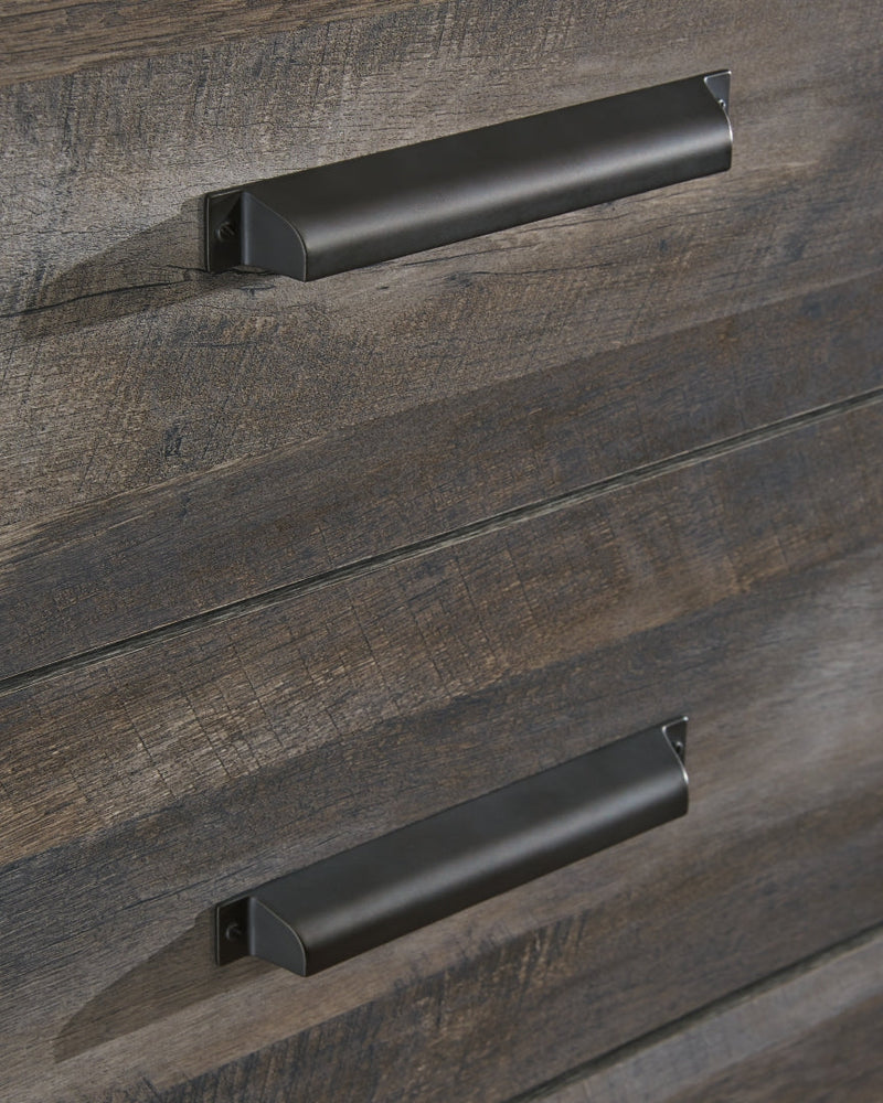 Wynnlow Five Drawer Chest