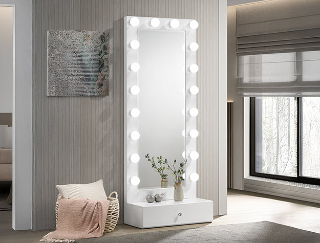 Luxo Tall Lighted Drawer Box
