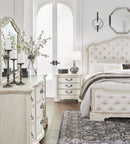 Arlendyne White Bedroom Set