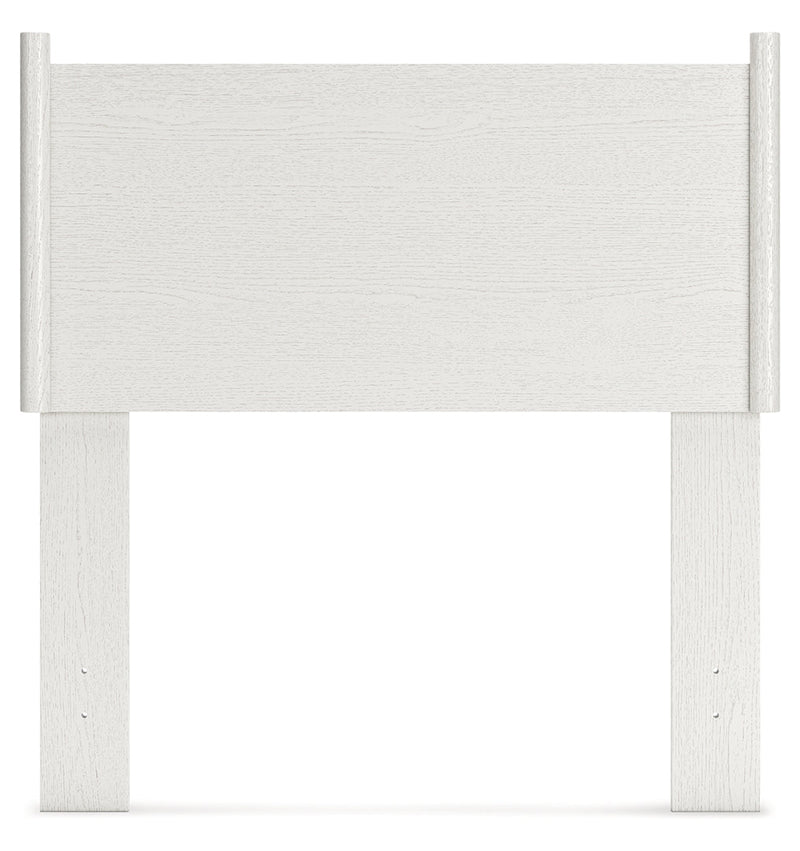 Aprilyn Canopy Bedroom Set