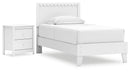 Hallityn White Platform Bedroom Set