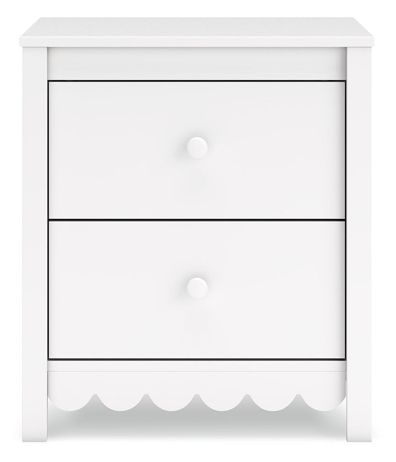 Gerridan White Panel Bedroom Set