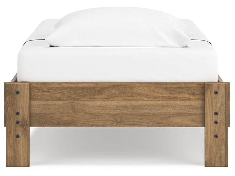 Deanlow Platform Bed