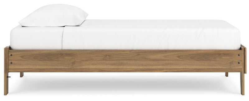 Deanlow Brown Panel Headboard Bedroom Set