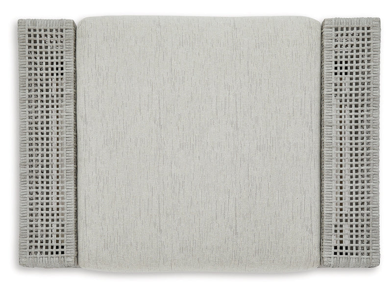 Seton Creek 2 Outdoor Chairs with End Table