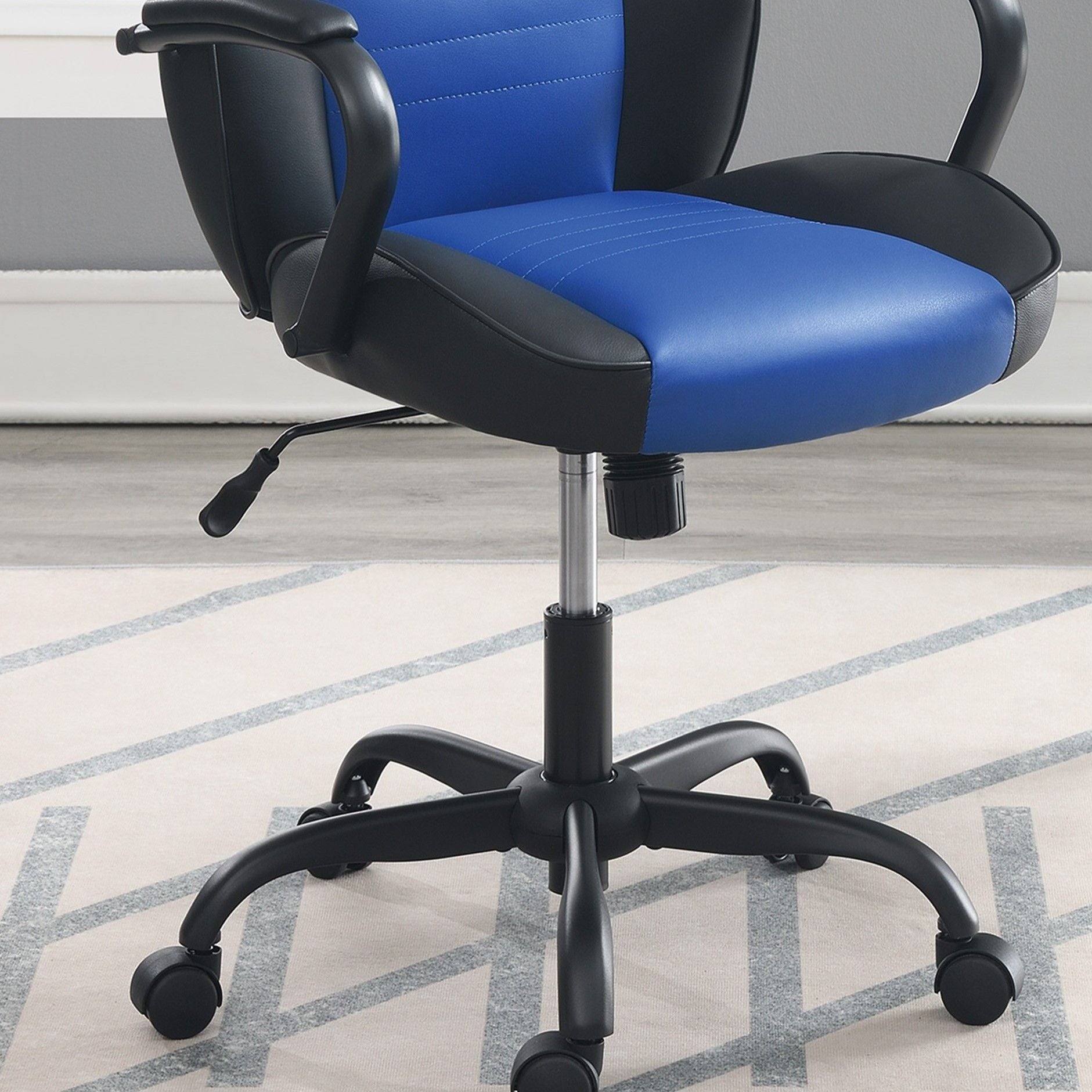 Gaming And Office Chair With Padded Arms, Adjustable Height