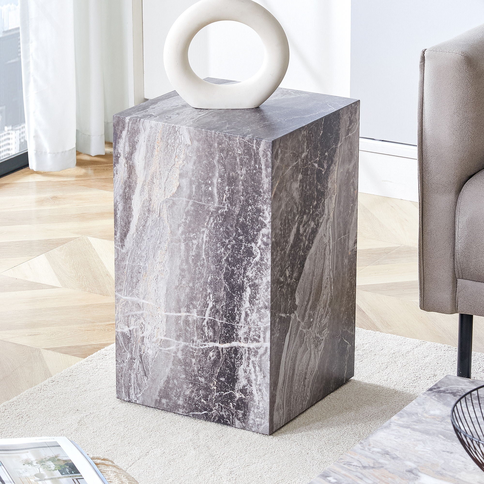 Modern Coffee Table With Stylish Design