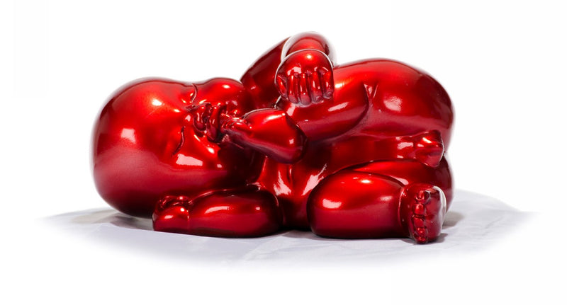 XD0054 Modern Red Baby Playing Sculpture