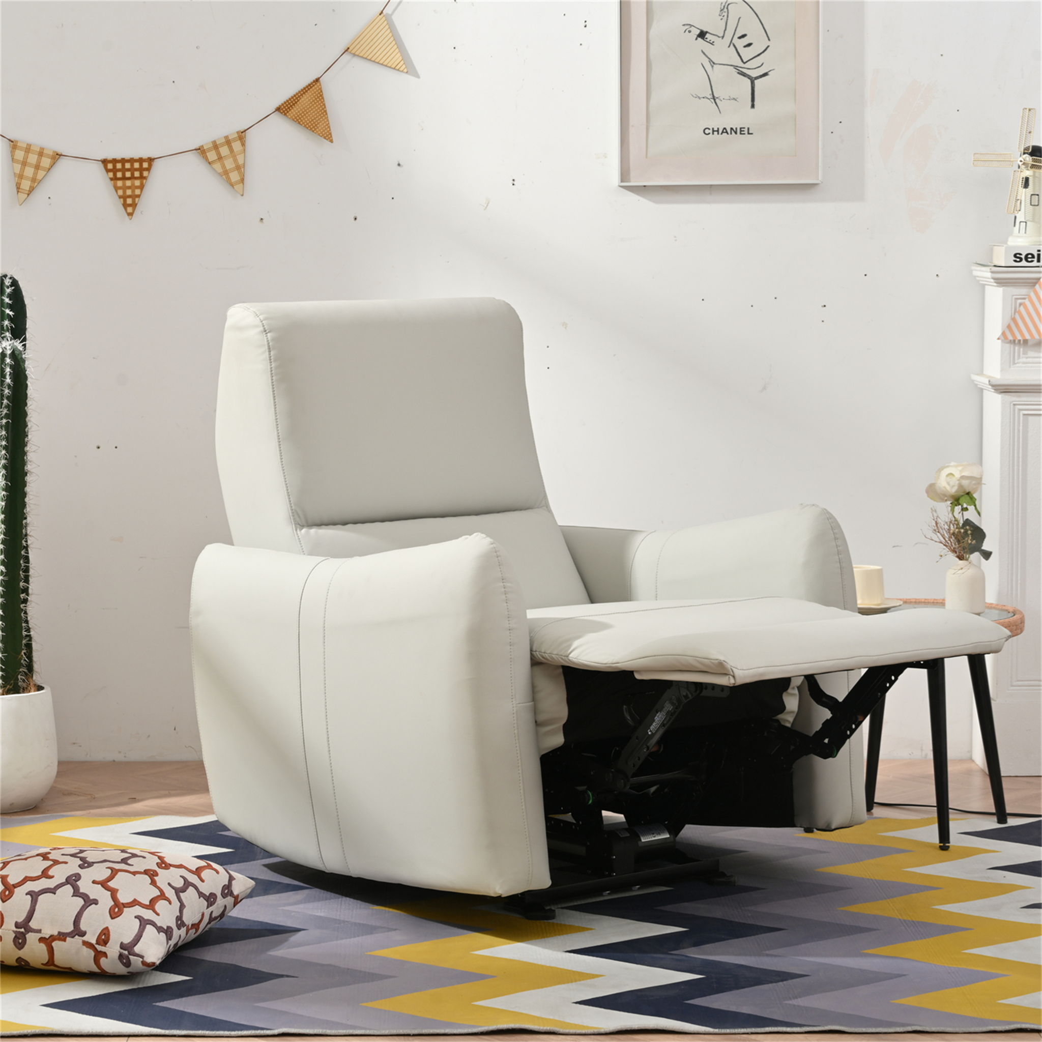 Wall Hugger Power Recliner Chair With USB Port (Type-C)