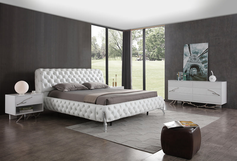 Eastern King Modrest Legend Modern White Bonded Leather Bed