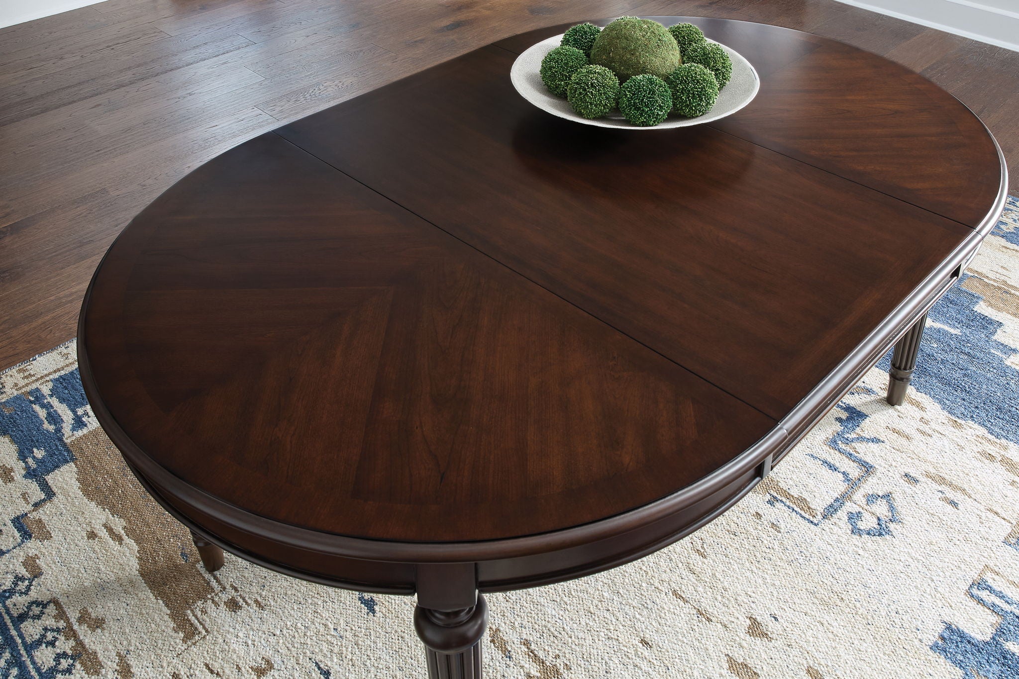 Lavinton - Oval Dining Room Extension Table - Brown