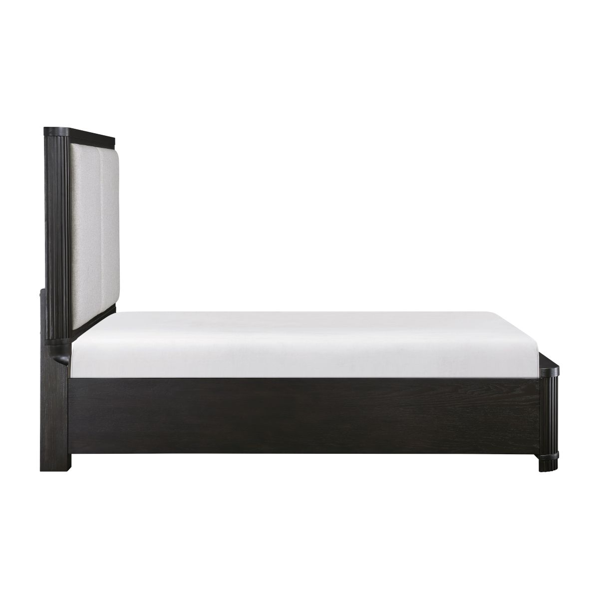 Gilbert - 4 Piece Set (Queen Bed, Nightstand, Dresser, Mirror) - Charcoal