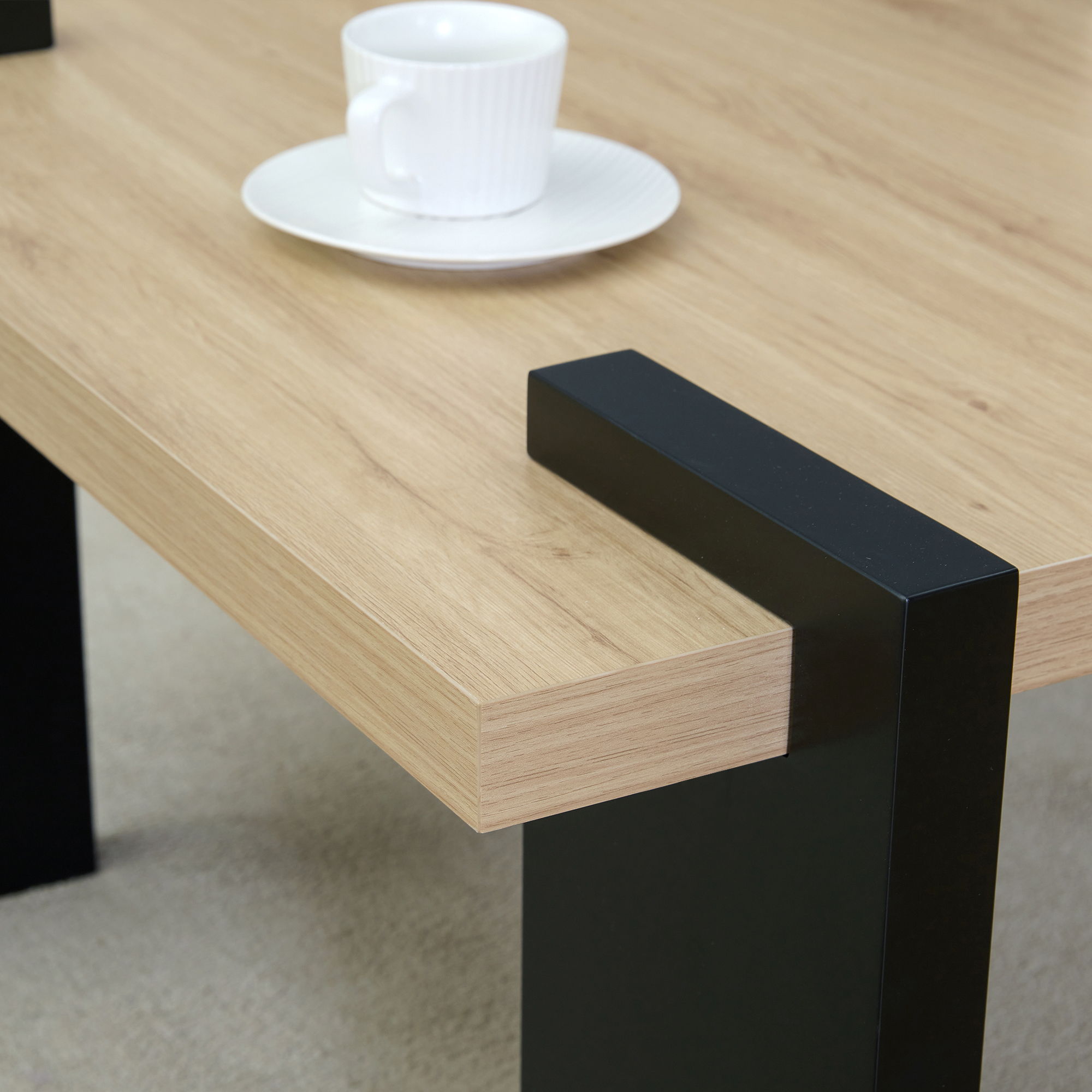 High Quality Coffee Table For Modern Minimalist Living Rooms