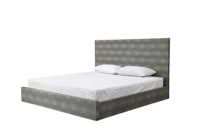 Modrest Dynasty - Eastern King Modern Shagreen Bedroom Set - 3 Drawer