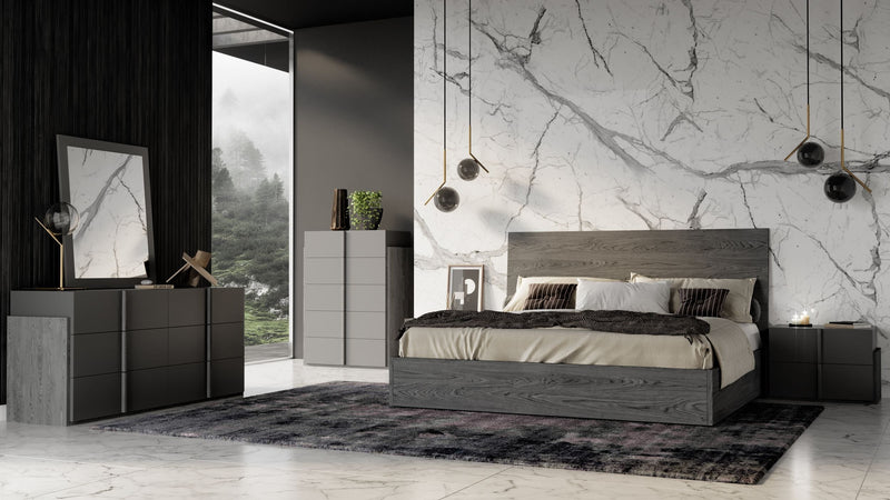 Nova Domus Lucia - Eastern King Italian Modern Matte Grey / Elm Grey Bed