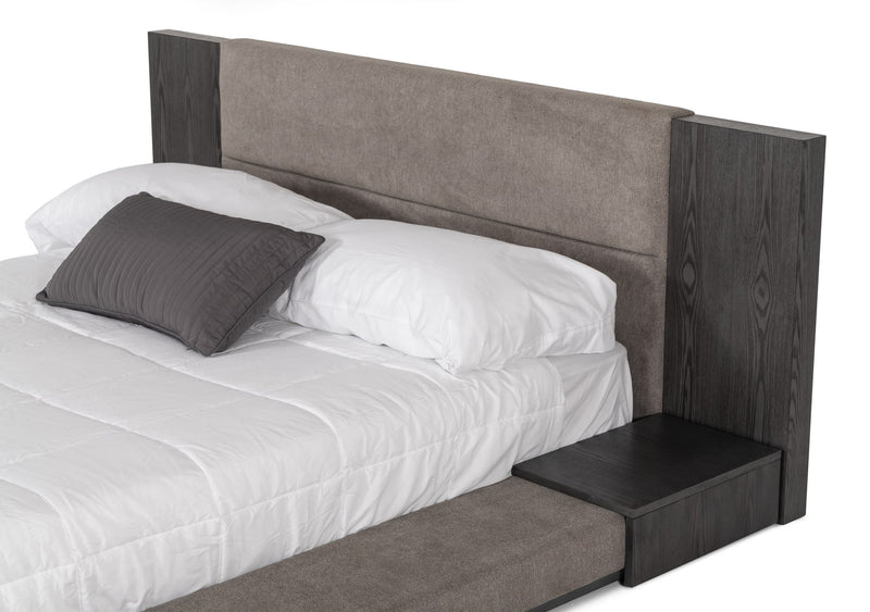 Eastern King Nova Domus Jagger Modern Grey Bed