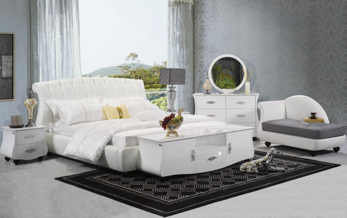 Metta Modern White Leather Eastern King Bed