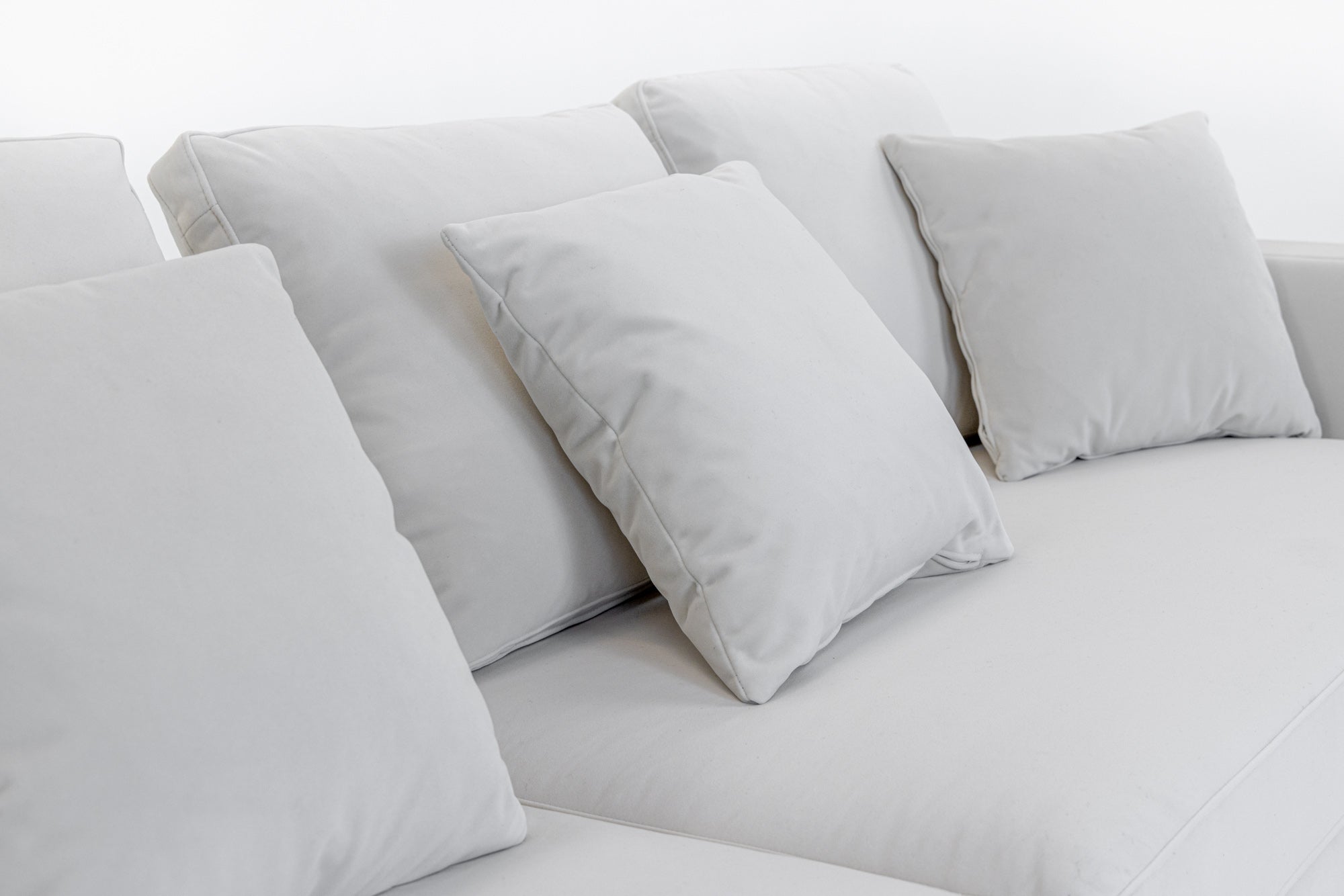 Divani Casa Mobray - Glam Light Grey Velvet + Gold Sofa