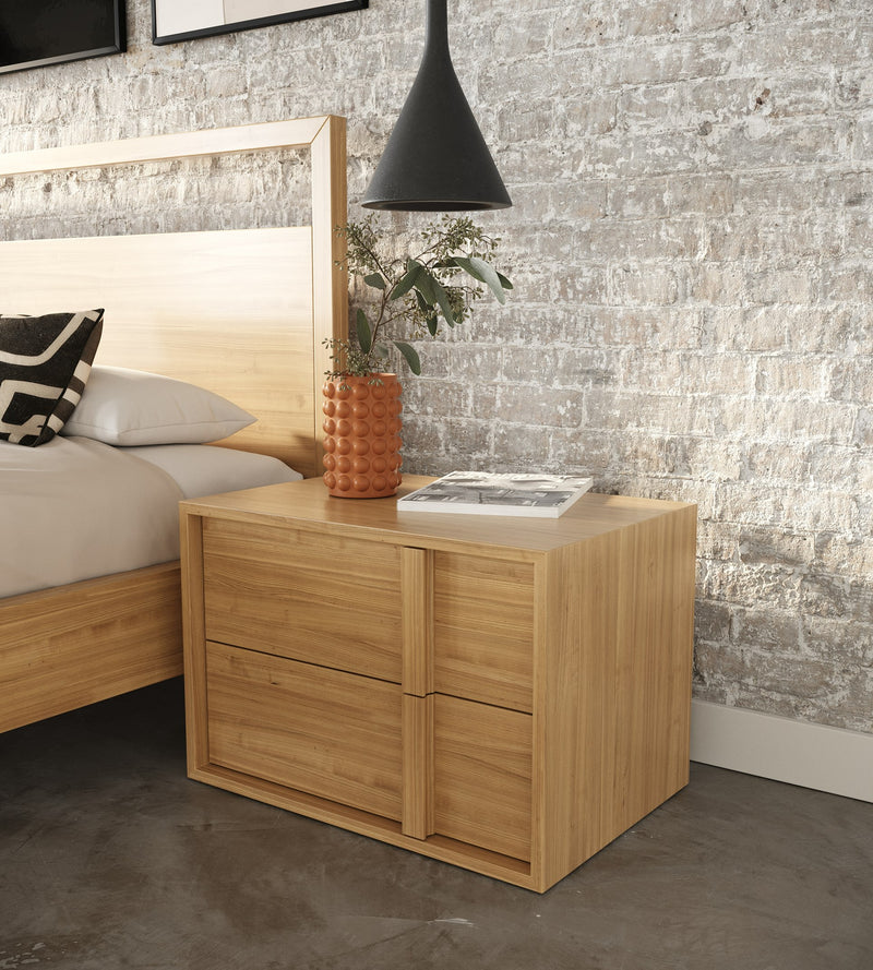 Nova Domus Berlin - Modern Natural Oak Nightstand
