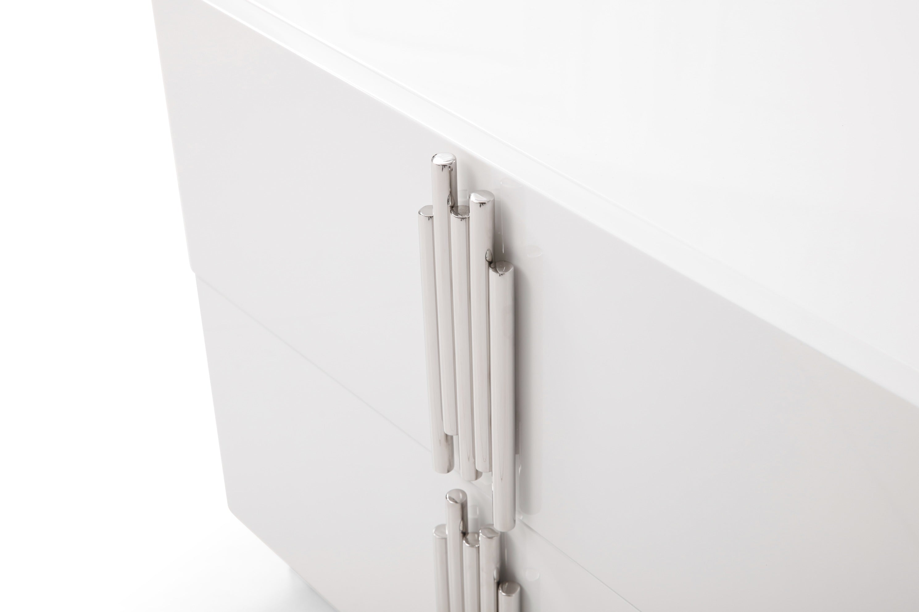 Modrest Token - Modern White + Stainless Steel 4-Piece Bedroom Set