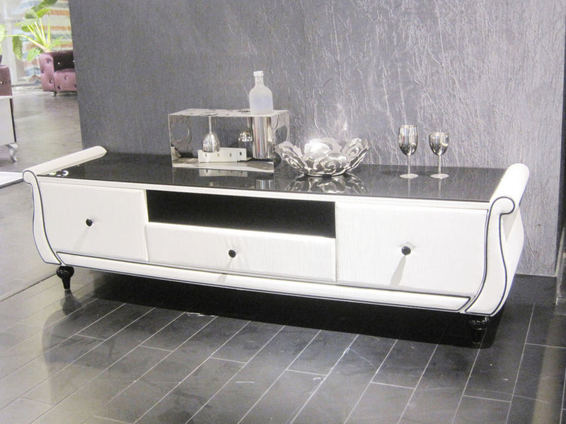 Auspicious Transitional Tufted Leather Platform Bed