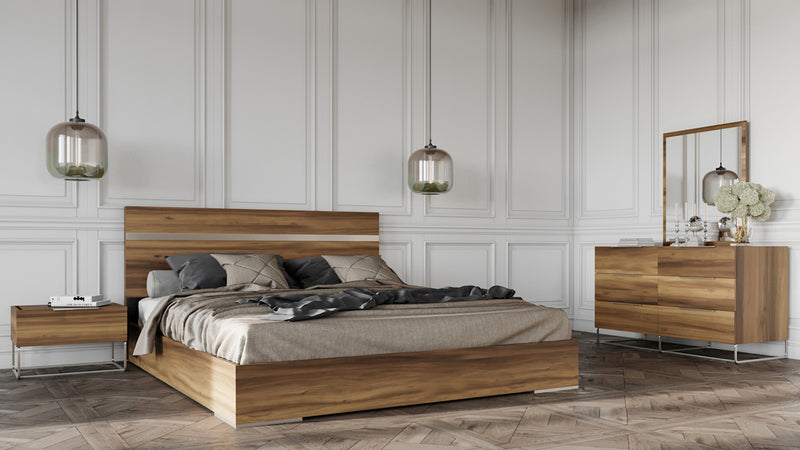 Nova Domus Lorenzo Italian Modern Light Oak 4-Piece Bedroom Set